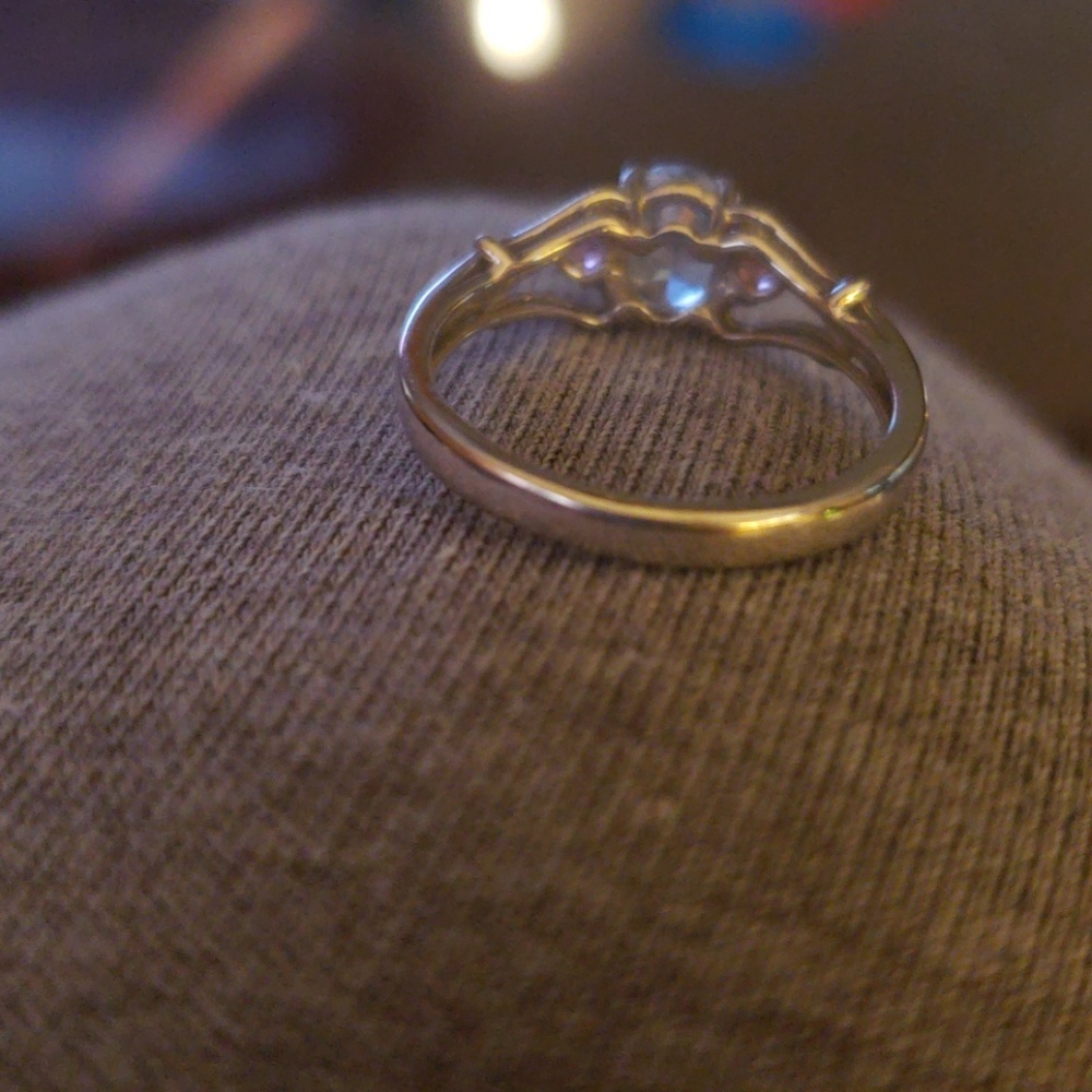 Ring - Picture 5 of 5